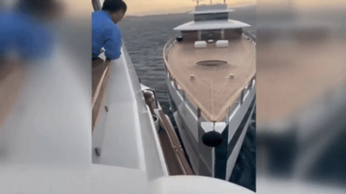 Superiate de Steve Jobs embate noutro navio de vários milhões de dólares (vídeo)