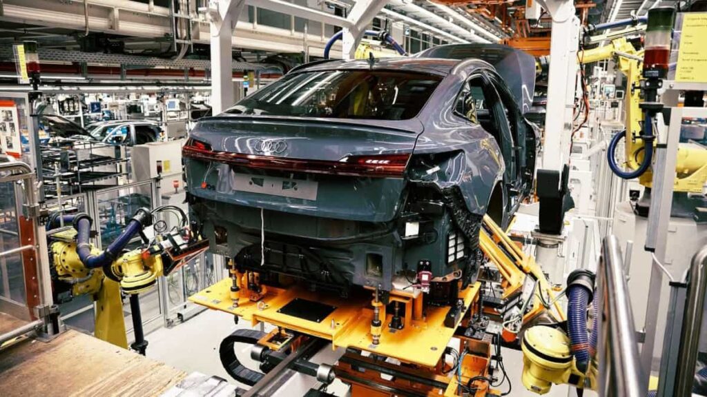 Audi vai encerrar a fábrica de Bruxelas devido à fraca procura do Q8 e-tron