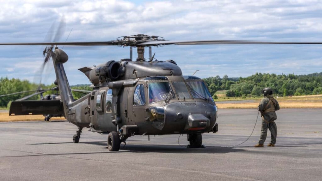 Black Hawks do exército americano vão voar sem pilotos