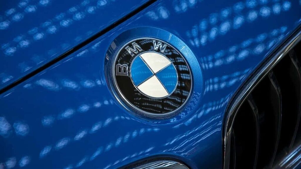 Política da UE em matéria de carros é “um desastre”, diz BMW
