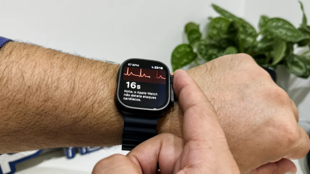 Tecnologia da Apple consegue agora detetar sopros cardíacos com 95% de precisão