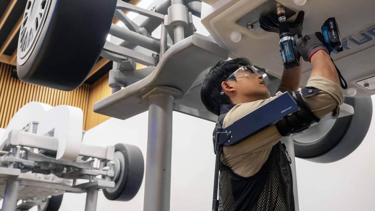 Hyundai apresentou um robô vestível: o X-ble Shoulder é o “braço direito” dos trabalhadores