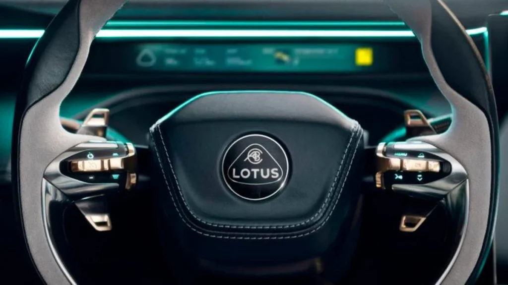 Lotus cancela plano para carros exclusivamente elétricos devido à baixa procura