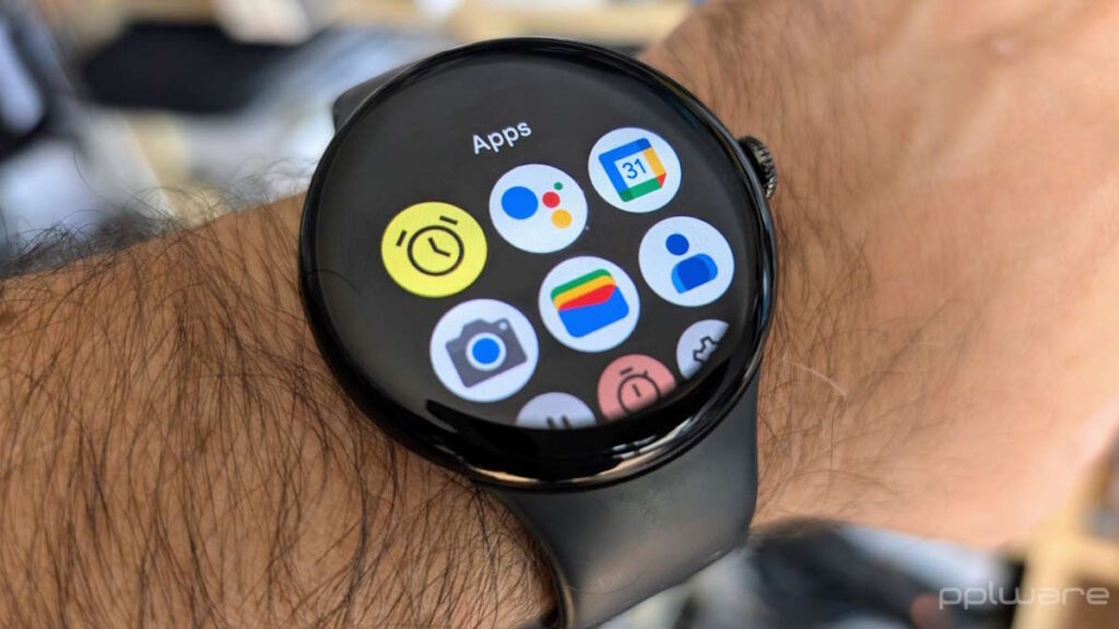 Em breve irá localizar o smartphone no WearOS e num smartwatch Pixel Watch