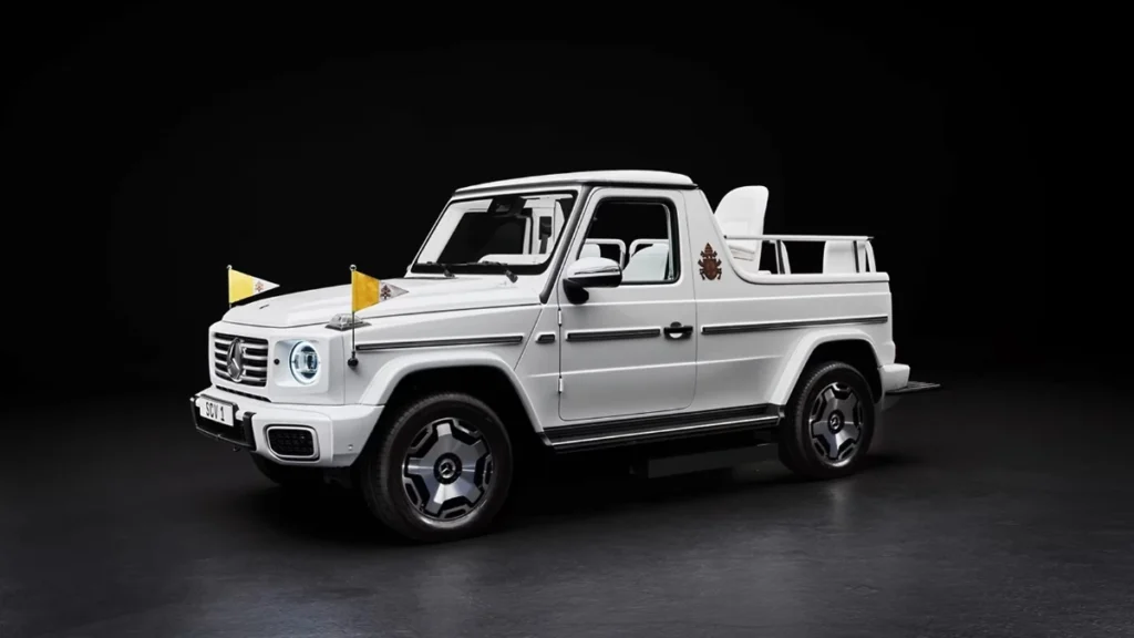 Papa tem uma nova máquina, um elétrico da Mercedes-Benz