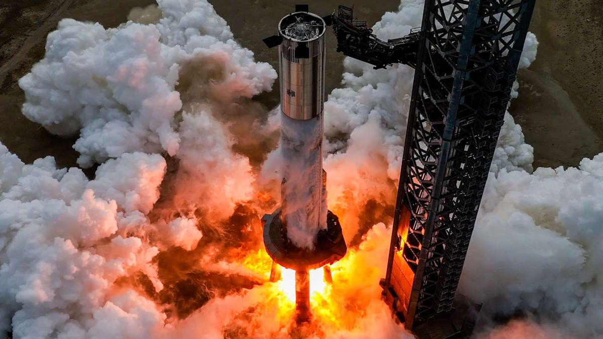 Starship da SpaceX explode novamente durante o seu oitavo voo de teste