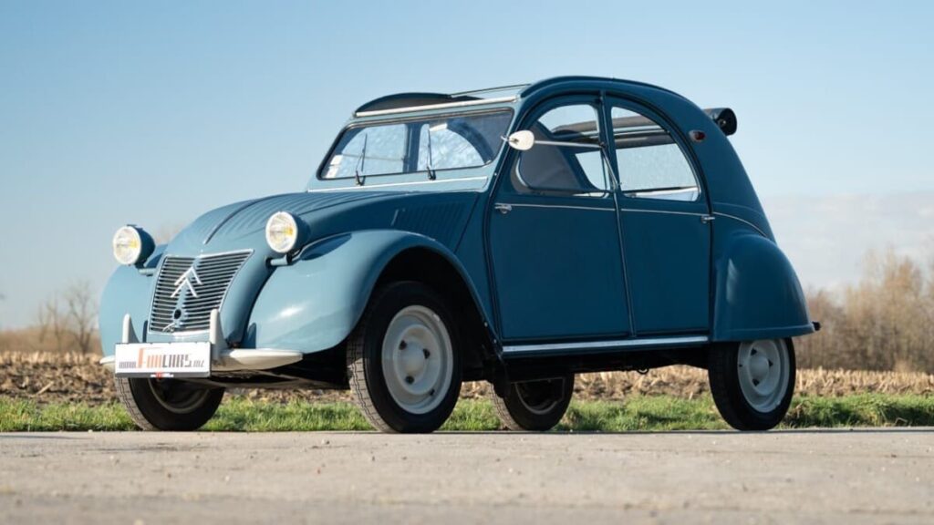 Mais um clássico reinventado: Citroën 2CV poderá chegar elétrico