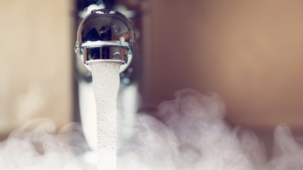 Startup de energia cria estratégia para aquecer a água das casas de forma gratuita
