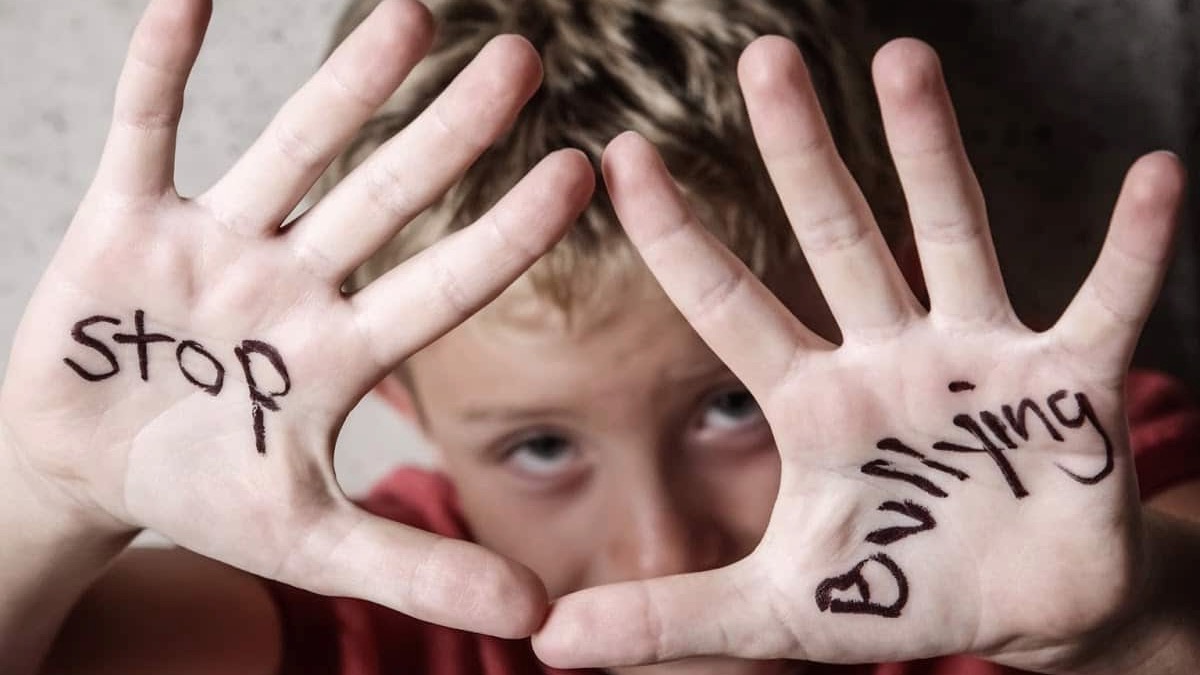 Qual a dimensão do bullying e do cyberbullying nas escolas portuguesas?