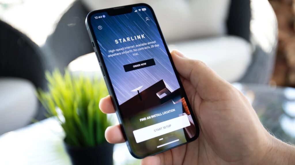 Apple trabalha em segredo com a SpaceX para criar acesso Starlink para iPhones