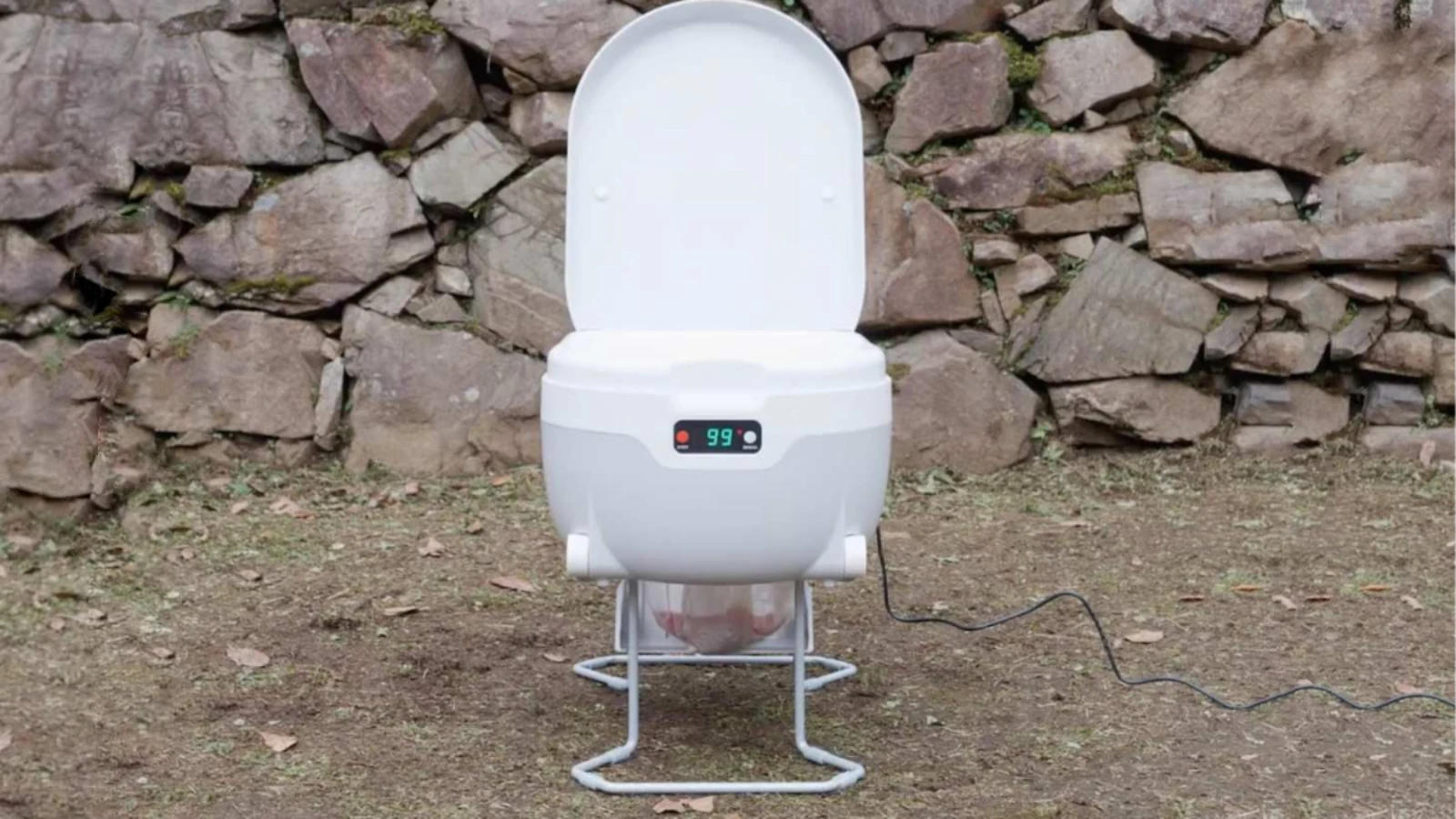 Sanita elétrica portátil usa película hermética biodegradável após utilização