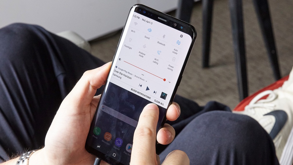 Rádio FM no smartphone? Nem todos têm! Saiba porquê
