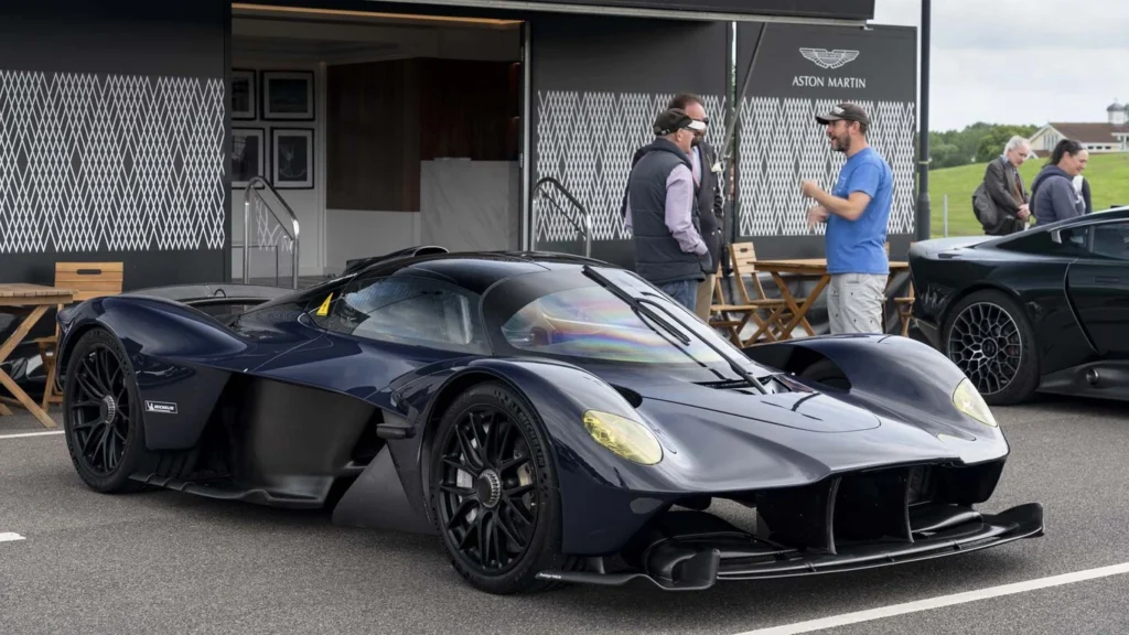 Milionário processa Aston Martin após comprar Valkyrie de três milhões com vários problemas
