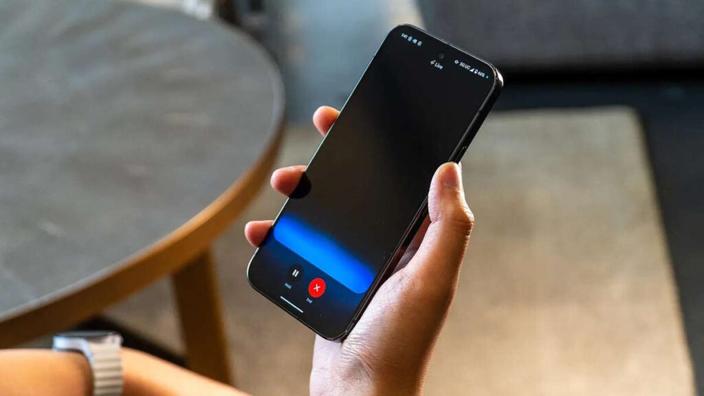 Câmara no Gemini Live e partilha de ecrã está acessível a todos no Android e iOS