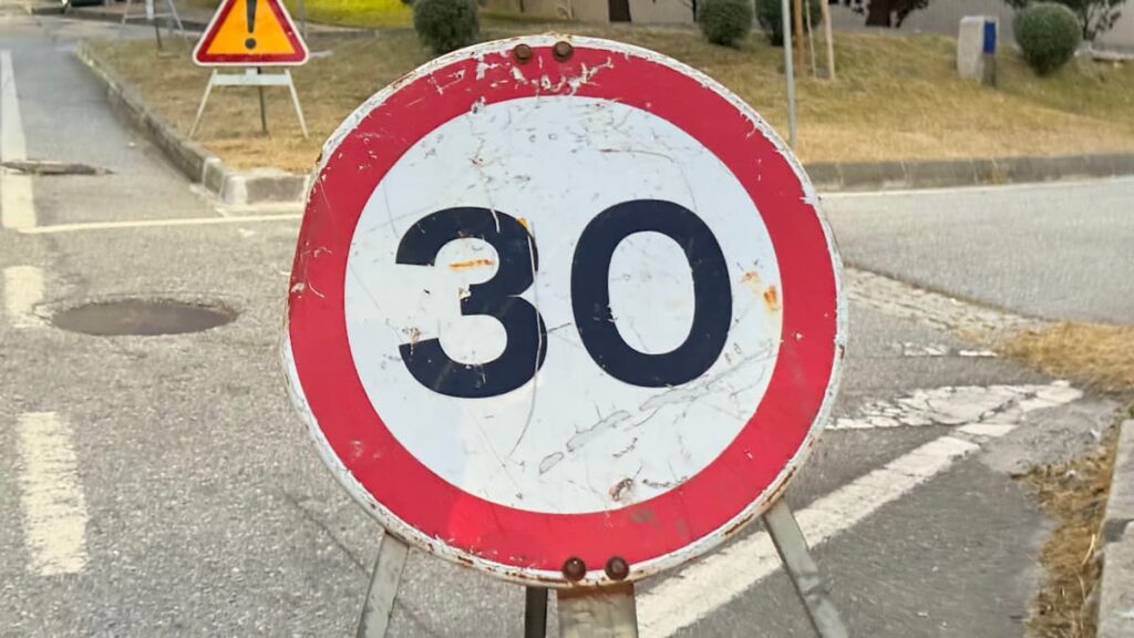 Evite multas! Saiba onde estão “escondidos” os radares de velocidade