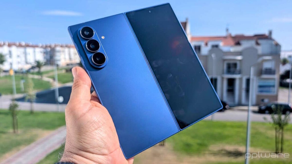 Samsung Galaxy Z Fold7 dobrável