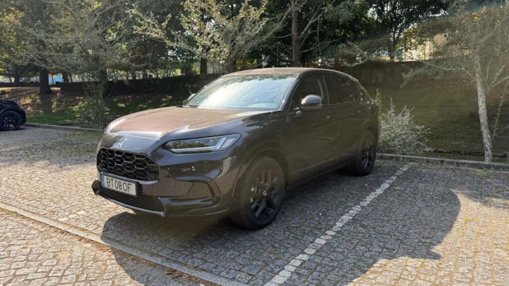 Honda ZR-V: quando a emoção encontra a eficiência