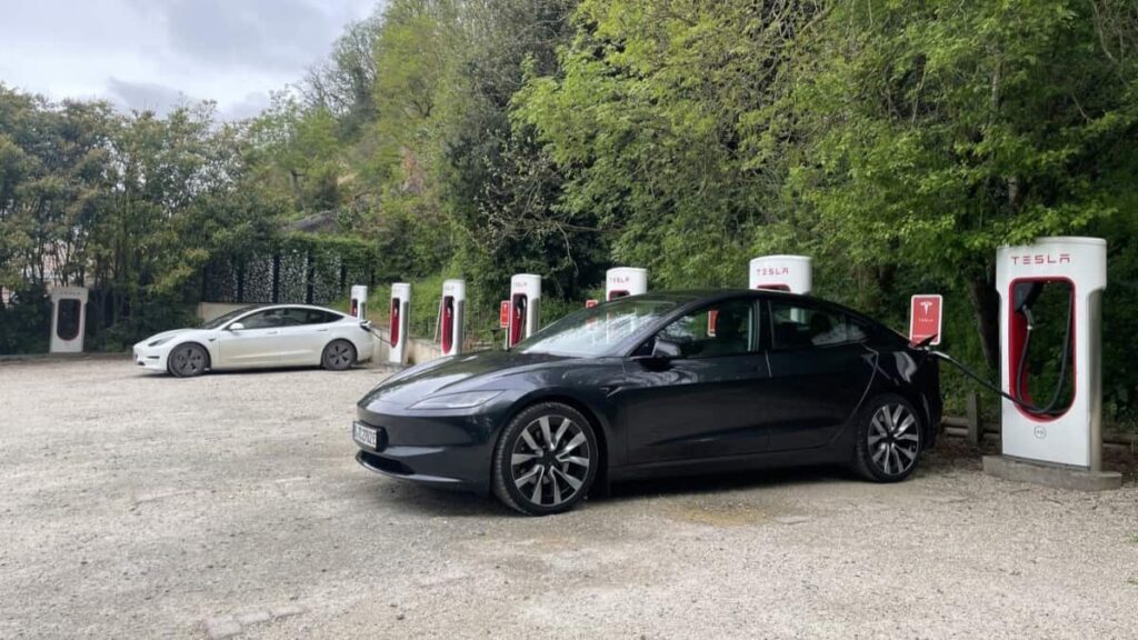 Berlim a Madrid num elétrico: 2500 km tão rápido quanto seria num modelo a combustão