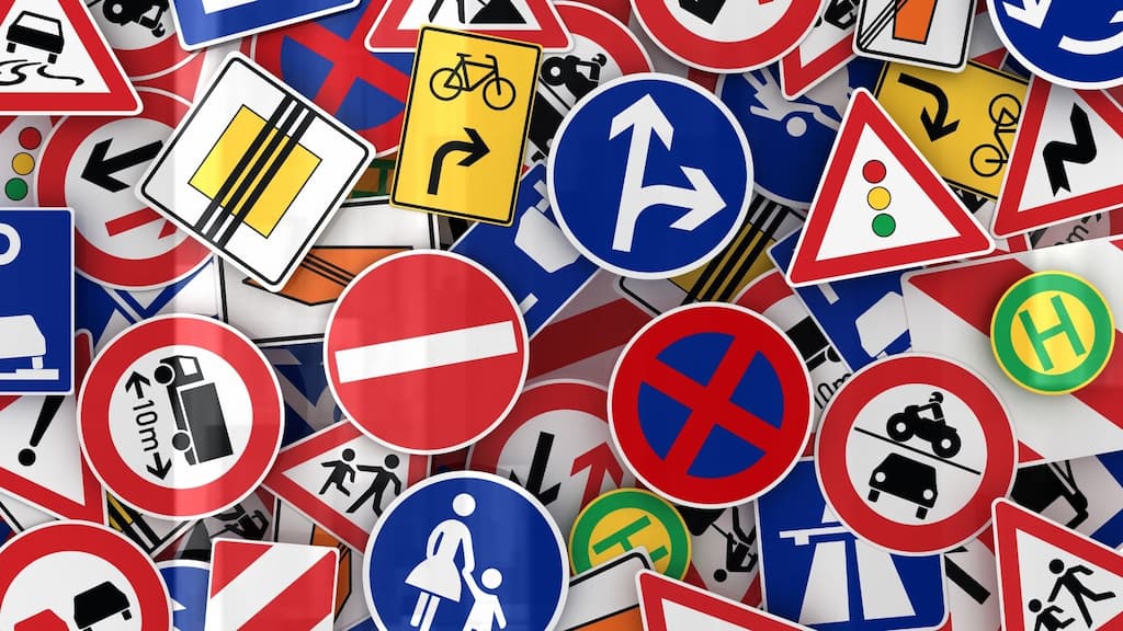 Sinal de STOP (B2) vs. Sinal de Cedência de Passagem: sabe as diferenças?