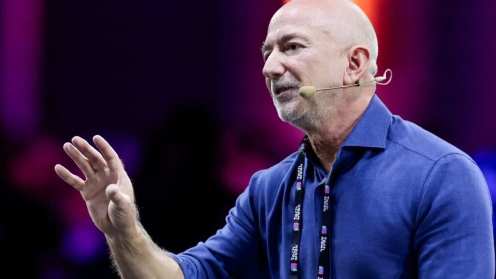 Planos de Jeff Bezos para o espaço: centros de dados e energia solar sempre disponível