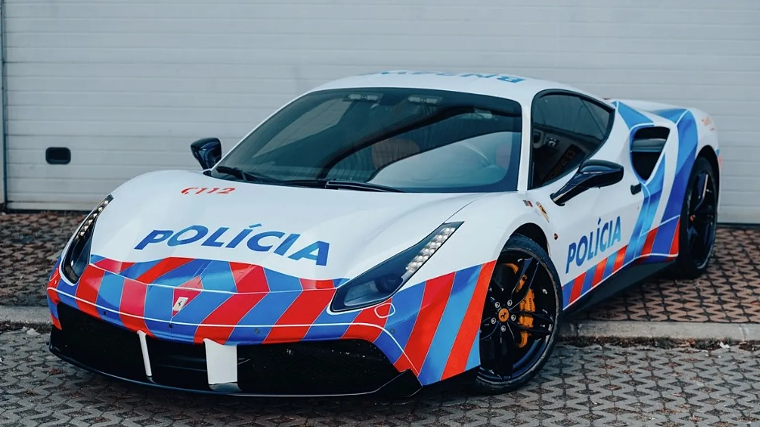 PSP obrigada a devolver Ferrari apreendido! Qual a razão?