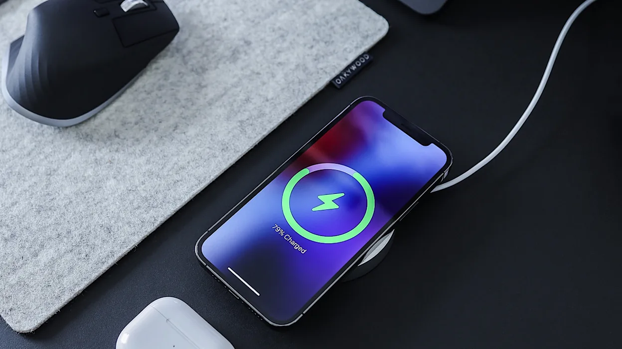 Dois mitos do carregamento rápido nos smartphones caíram por terra agora